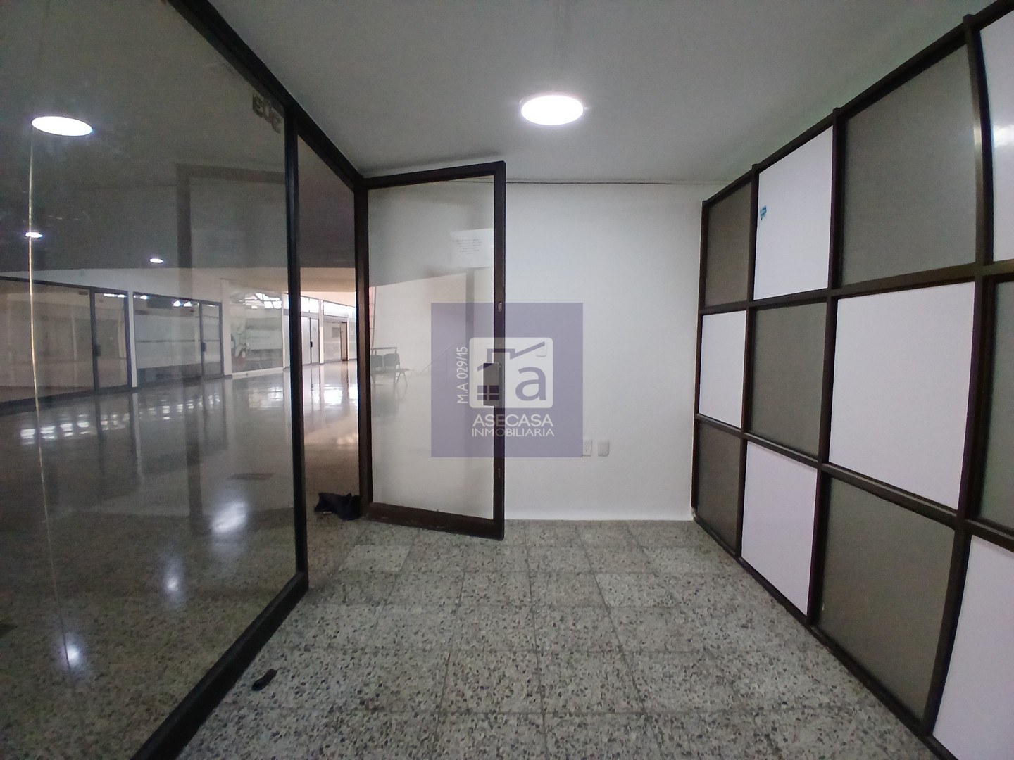 Oficina en Mejoras Publicas