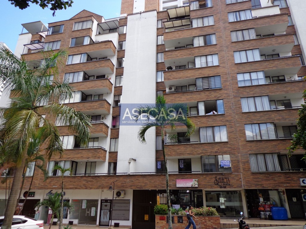 Apartamento en Mejoras Publicas